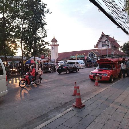 Supanich Condo Opposite The Train Station Chiangmai Chiang Mai Zewnętrze zdjęcie