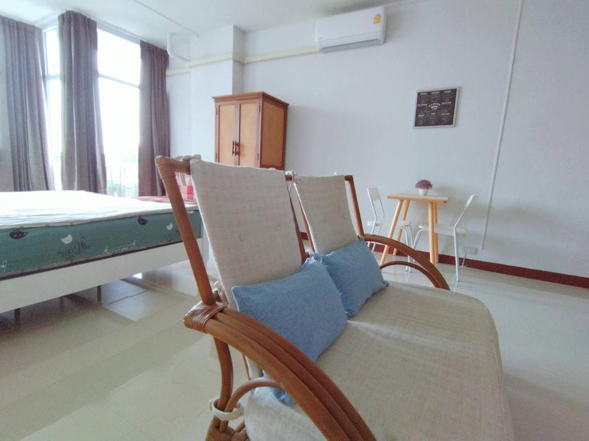 Supanich Condo Opposite The Train Station Chiangmai Chiang Mai Zewnętrze zdjęcie