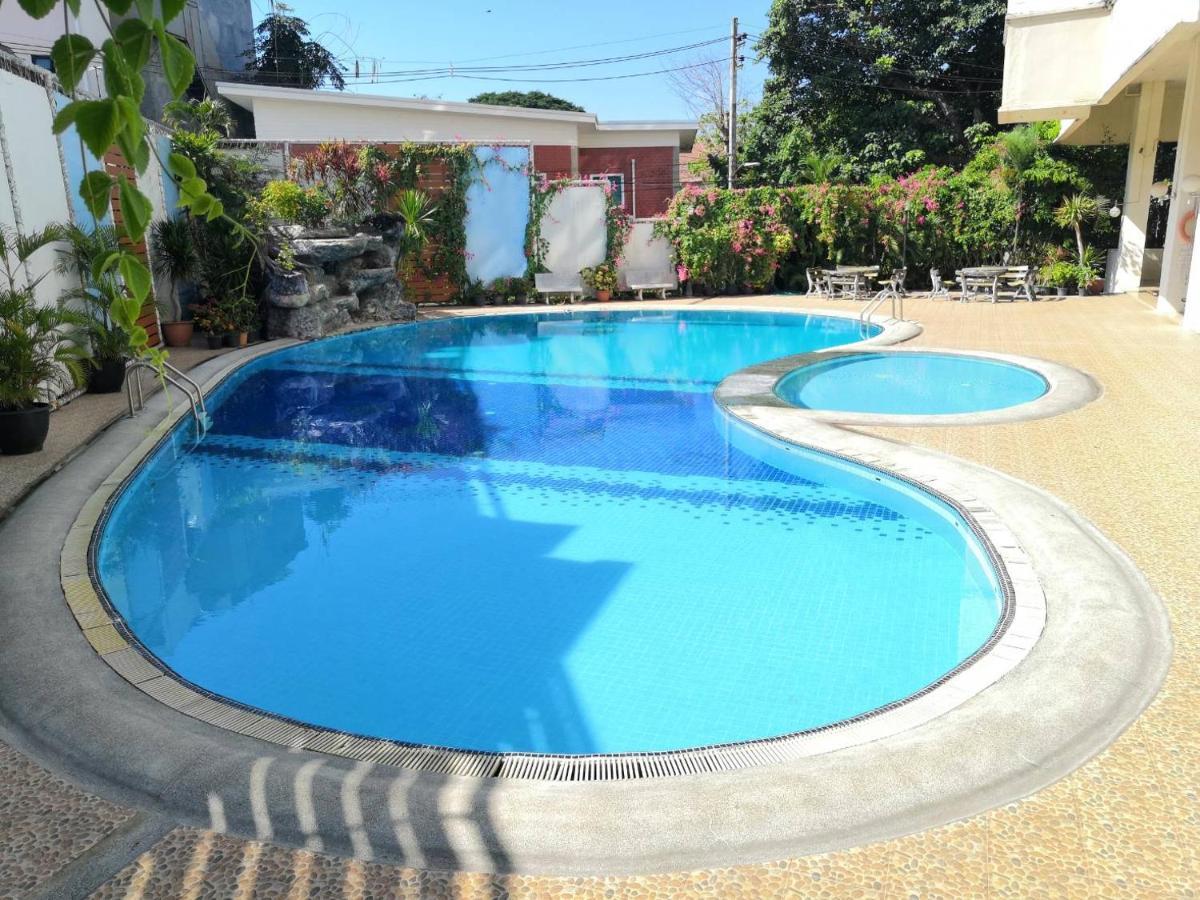 Supanich Condo Opposite The Train Station Chiangmai Chiang Mai Zewnętrze zdjęcie