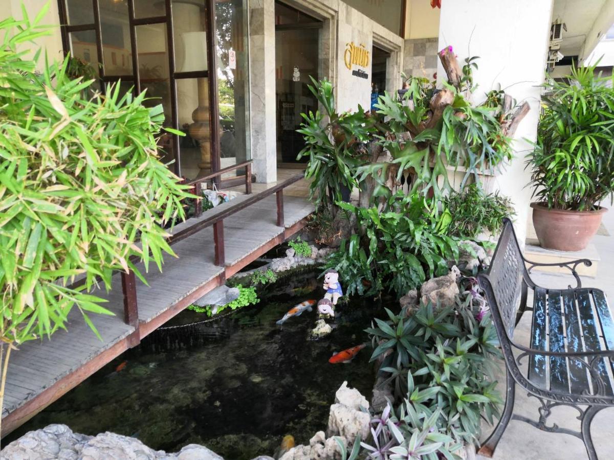 Supanich Condo Opposite The Train Station Chiangmai Chiang Mai Zewnętrze zdjęcie
